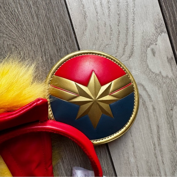 Disney Marvel's Captain Marvel Ear Headband for Adults | One Size | - Picture 2 of 5